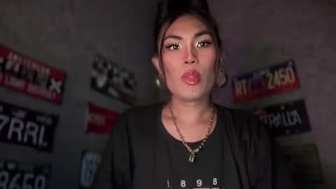 Snapshot of cathy_sanches chatting on 03-07-25, 11:51 cathy online show from 03-07-25, 11:51