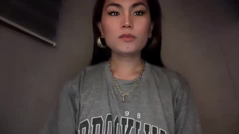 Snapshot of cathy_sanches chatting on 10-09-25, 10:35 cathy online show from 10-09-25, 10:35