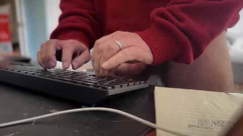 catmandoo21001 online show from 11-28-25, 06:54