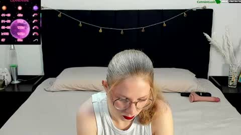 CatmintLush online show from 07-14-26, 11:43