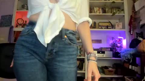 some call me djcatnips some call me CC but i love it when you call me miss catnips  online show from 02-18-25, 03:21