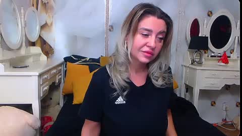 Snapshot of catpussy4 chatting on 01-13-25, 05:55 lauren online show from 01-13-25, 05:55