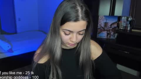 Snapshot of catrinaeuphorina chatting on 01-11-25, 05:51 Catrina or just Cat online show from 01-11-25, 05:51