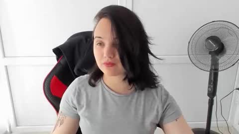 Snapshot of catrine_cute chatting on 06-10-26, 07:07 Catrine online show from 06-10-26, 07:07
