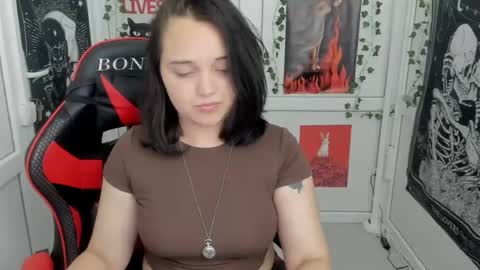 Snapshot of catrine_cute chatting on 07-20-26, 10:39 Catrine online show from 07-20-26, 10:39