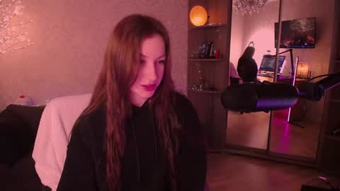 Snapshot of catromance chatting on 01-23-25, 07:51 Katerina online show from 01-23-25, 07:51