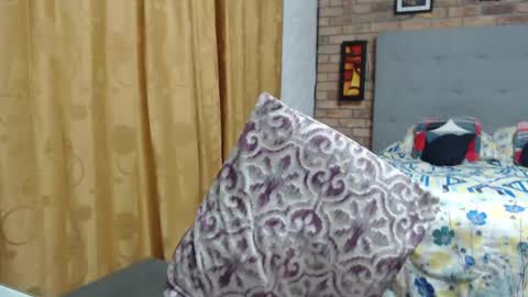 Snapshot of catsexirine chatting on 01-11-25, 03:23 katherine online show from 01-11-25, 03:23