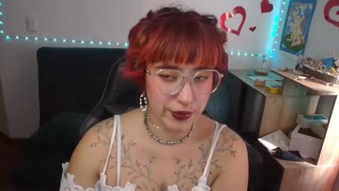Snapshot of catsito chatting on 04-24-26, 08:22 im MIA -Independent Model MY OF is catsito3 online show from 04-24-26, 08:22