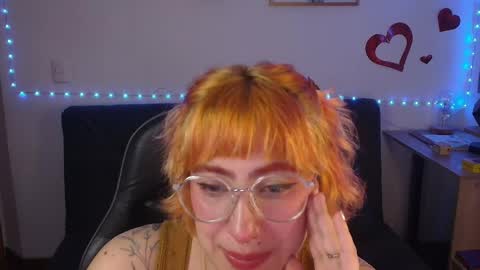 Snapshot of catsito chatting on 06-05-26, 06:52 im MIA -Independent Model MY OF is catsito3 online show from 06-05-26, 06:52