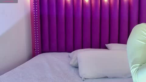 CATALEYA  online show from 09-15-25, 01:44