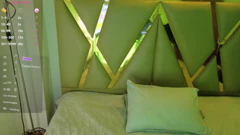 CATALEYA  online show from 09-25-25, 12:20