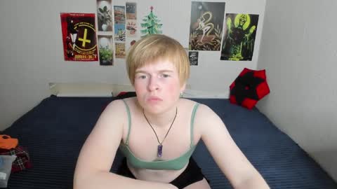 cattie_w_ online show from 04-02-26, 01:14