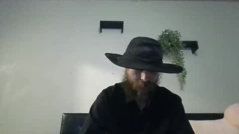 Snapshot of cattywompiscreations chatting on 02-08-26, 03:32 zatbabydaddy online show from 02-08-26, 03:32