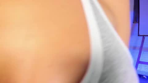 Snapshot of catvalentinee_ chatting on 12-04-24, 06:11 catvalentinee_ online show from 12-04-24, 06:11