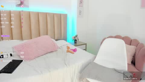 Snapshot of catvalentinee_ chatting on 01-19-25, 08:07 catvalentinee_ online show from 01-19-25, 08:07