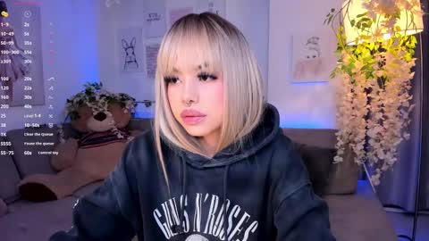 Snapshot of catvalentinee_ chatting on 02-02-25, 01:12 catvalentinee_ online show from 02-02-25, 01:12