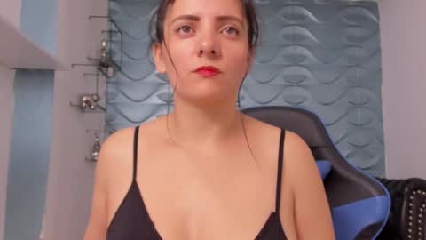 Snapshot of caty_sex4u chatting on 02-13-25, 08:59 caty online show from 02-13-25, 08:59