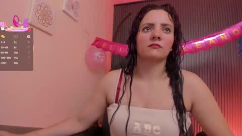 Snapshot of caty_sex4u chatting on 10-02-25, 07:15 caty online show from 10-02-25, 07:15