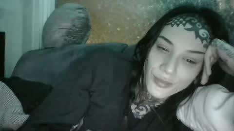 Snapshot of caulkgobbler chatting on 10-03-25, 08:00 alaska online show from 10-03-25, 08:00