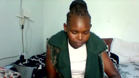 Snapshot of cavy_sweet chatting on 12-05-24, 03:28 Mecy online show from 12-05-24, 03:28