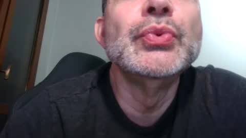 Snapshot of cazzoita74 chatting on 01-28-25, 08:26 Mr. CumOnYourFace74 online show from 01-28-25, 08:26