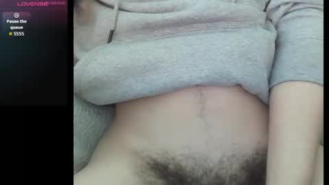 Snapshot of cbjesse971 chatting on 04-10-26, 02:44 cbjesse971 online show from 04-10-26, 02:44