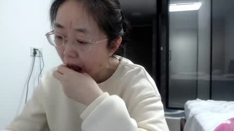 ANNYANNY online show from 03-05-25, 04:35