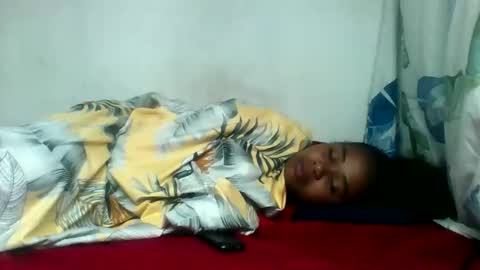 Snapshot of cclanioo chatting on 05-16-26, 12:18 cclanioo online show from 05-16-26, 12:18
