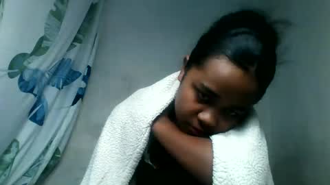 Snapshot of cclanioo chatting on 06-13-26, 12:14 cclanioo online show from 06-13-26, 12:14
