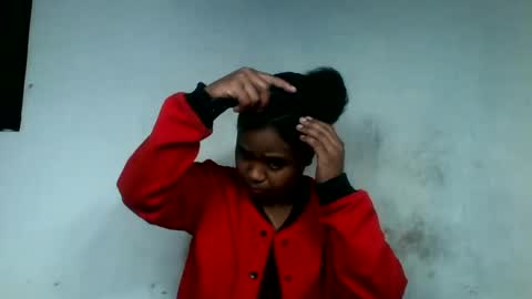 Snapshot of cclanioo chatting on 06-17-26, 01:41 cclanioo online show from 06-17-26, 01:41