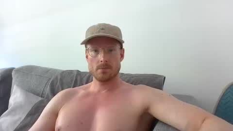 Snapshot of ccloser87 chatting on 05-25-26, 09:15 ccloser87 online show from 05-25-26, 09:15