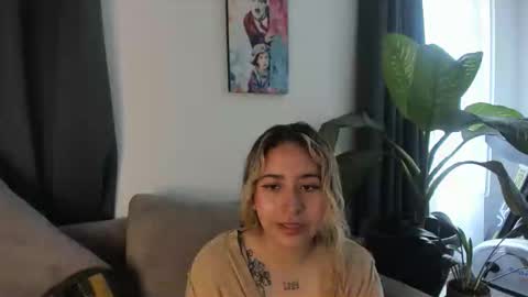 ccuteass online show from 02-14-25, 03:47