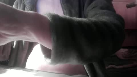 Snapshot of cd_99 chatting on 01-27-25, 07:35 cd_99 online show from 01-27-25, 07:35