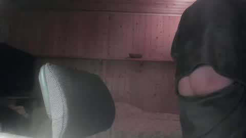 Snapshot of cd_99 chatting on 10-14-25, 08:31 cd_99 online show from 10-14-25, 08:31