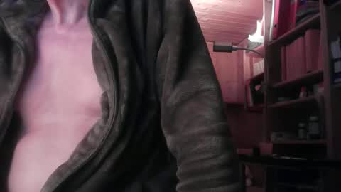 Snapshot of cd_99 chatting on 10-30-25, 07:47 cd_99 online show from 10-30-25, 07:47