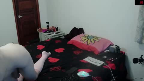 Snapshot of cdadalyn chatting on 10-12-25, 07:29 Adalyn online show from 10-12-25, 07:29