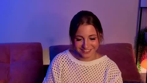 Snapshot of ceceliapidcock chatting on 11-15-25, 07:43 Lina online show from 11-15-25, 07:43