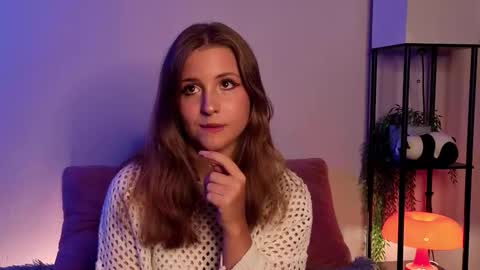 Snapshot of ceceliapidcock chatting on 11-17-25, 08:03 Lina online show from 11-17-25, 08:03