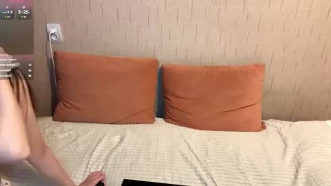 Gina and Dora online show from 04-18-26, 07:58