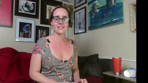 Snapshot of cecilysaintclaire chatting on 10-30-25, 11:55 Cecily Saint Claire online show from 10-30-25, 11:55