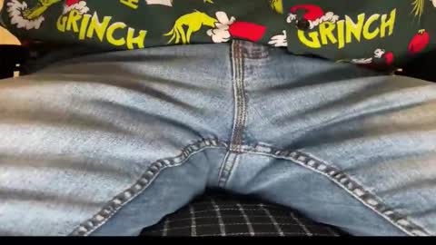 Snapshot of cecina2023 chatting on 12-22-25, 08:22 Ceci online show from 12-22-25, 08:22