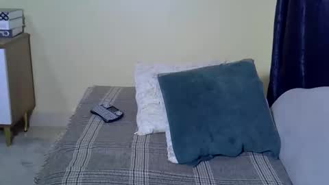 santana online show from 10-24-25, 05:15