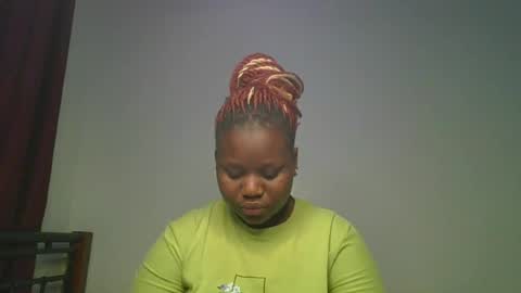 Snapshot of ceepretty25 chatting on 07-14-26, 10:21 ceepretty25 online show from 07-14-26, 10:21