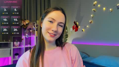 Josie Manesi online show from 02-07-25, 07:06