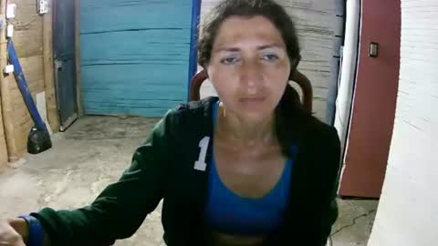 celeste198694 online show from 02-05-25, 11:39