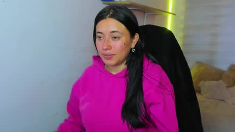 celeste_bonnet1 online show from 11-24-25, 11:32