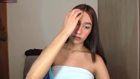 Snapshot of celeste_cute4 chatting on 01-19-25, 08:19 celeste_cute4 online show from 01-19-25, 08:19