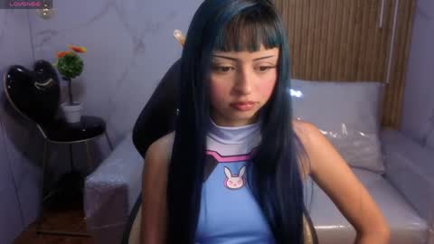 celeste_fioree online show from 04-06-26, 07:48