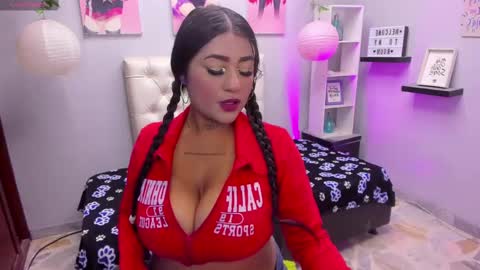 Snapshot of celeste_muller chatting on 02-11-25, 07:59 celeste online show from 02-11-25, 07:59