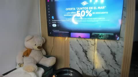 Snapshot of celeste_pervert chatting on 05-03-26, 01:00 mia sofiabohorquez INSTAGRAM online show from 05-03-26, 01:00